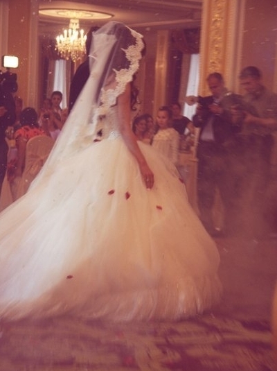 ;), love and wedding dress