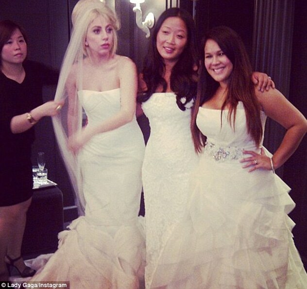 dress, hair, Lady gaga and style