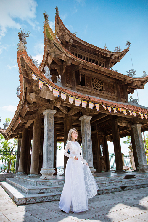 white, wedding dress, eastern and vietnamese
