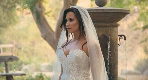 dress, girl and demi lovato