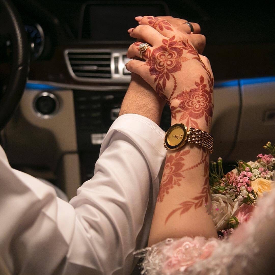 henna, hands, couples and car