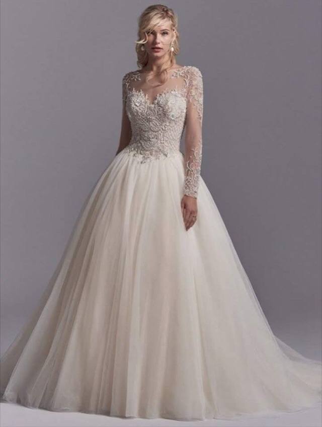 kleinfeld and wedding dress
