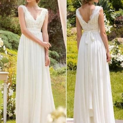 country wedding dress and en
