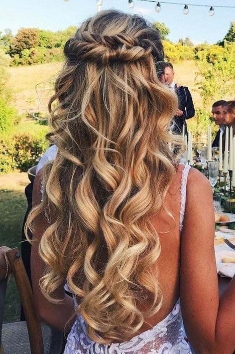 hairstyle, waves, beautiful and aesthetic