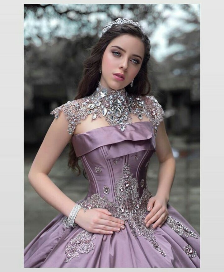 xv años, plata, crown and dress