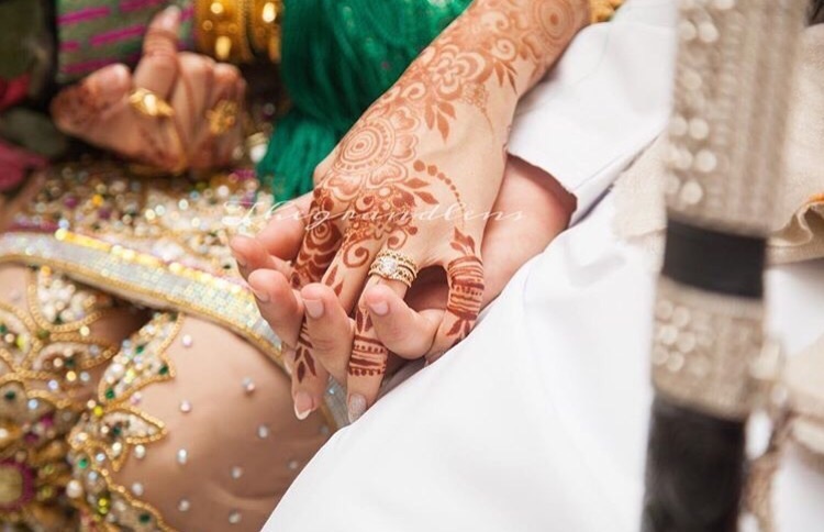 holding hand, love and pakistani