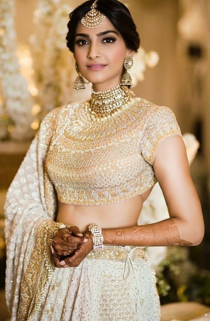 bollywood, white, mehendi and india
