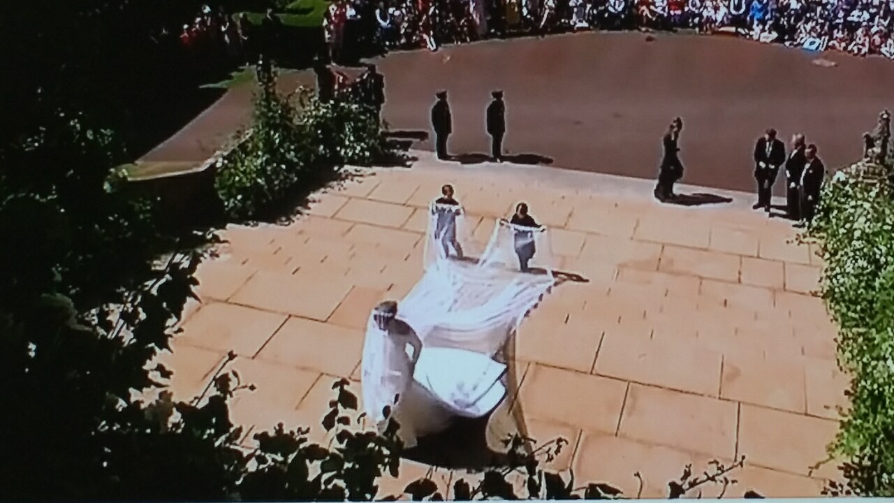 harry & meghan, england, royal wedding and weddingdress