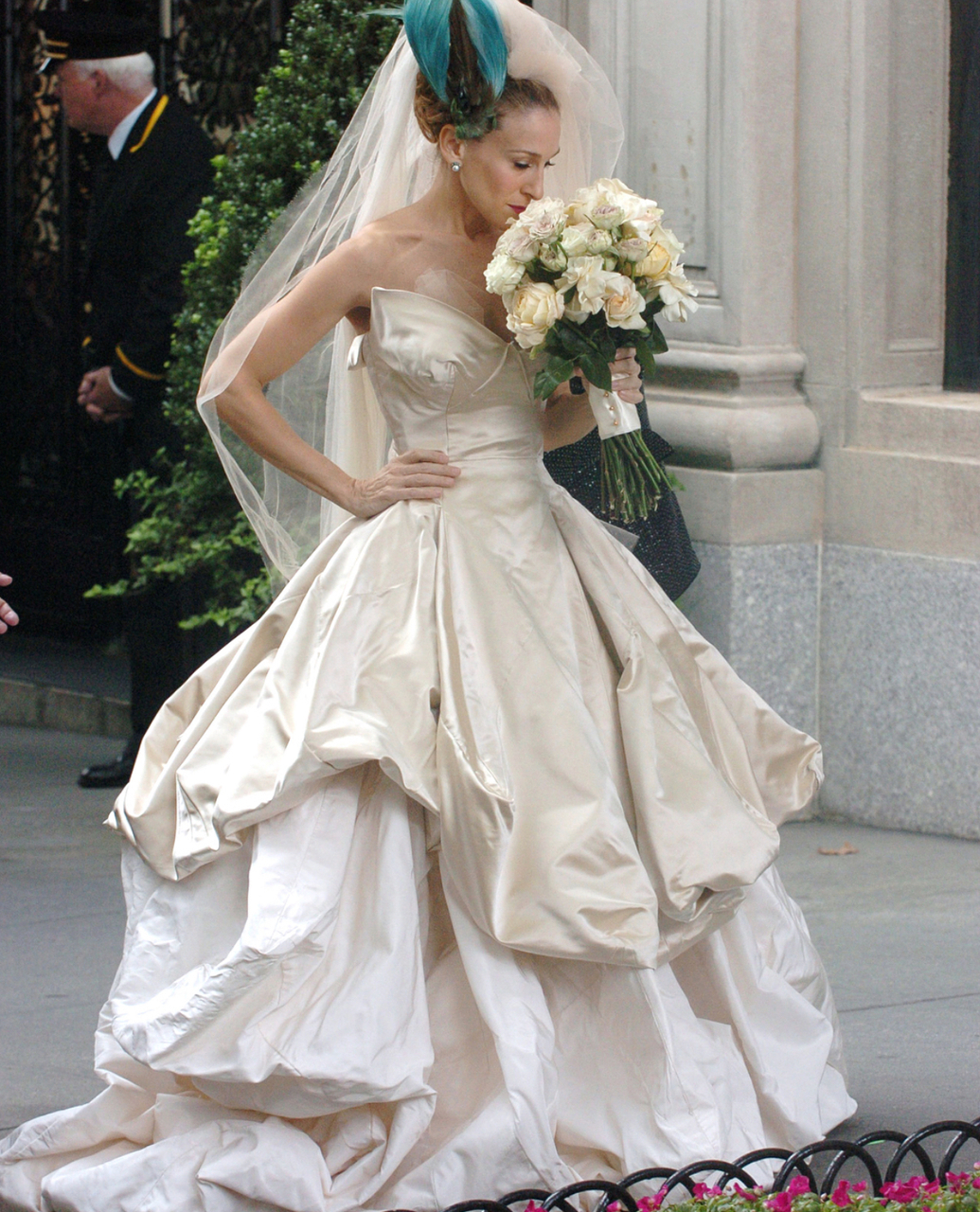 romantic, sex and the city, roses and weddings