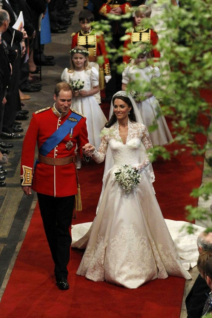 prince harry, meghan markle, royal family and royal wedding