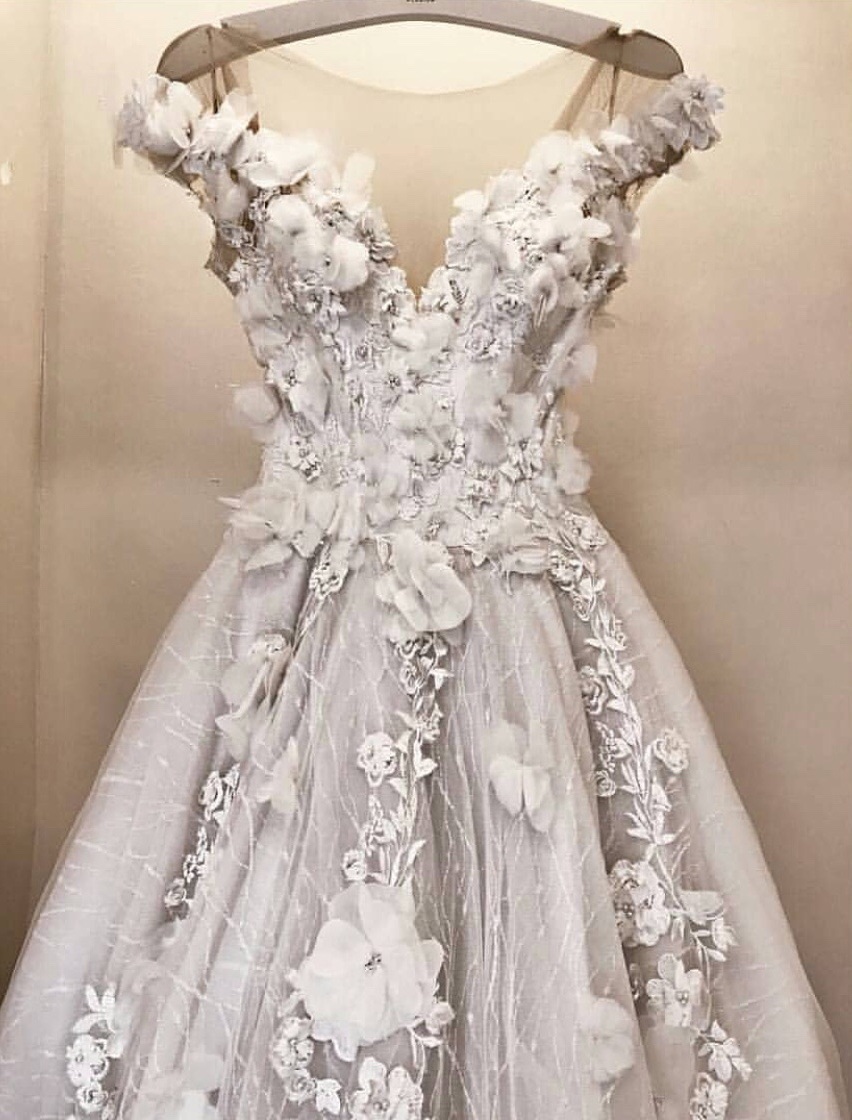 bridesmaids, bride, design and petals