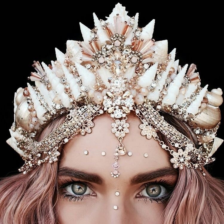 crown, green, indian and festival
