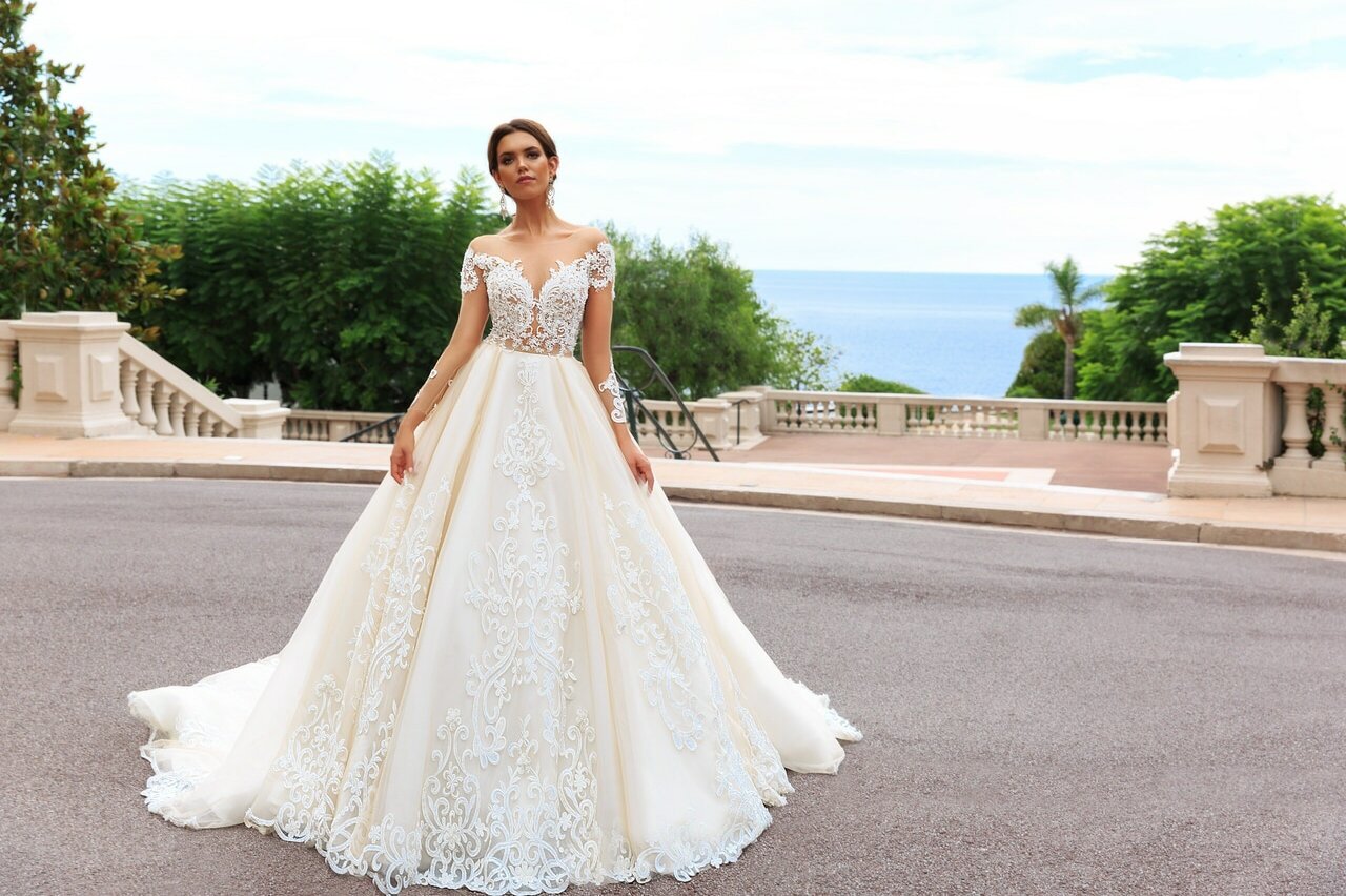 flowers, eyes, ceremony and wedding dress