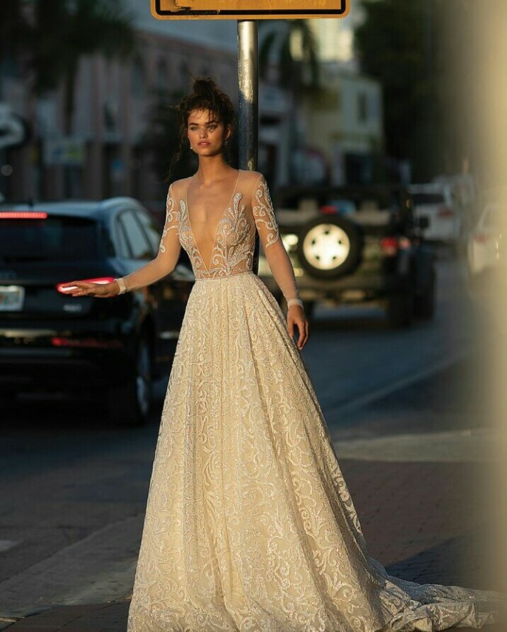 beauty, berta and dress