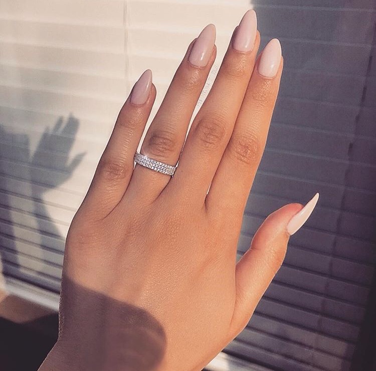 glitter, hand, rich and diamond