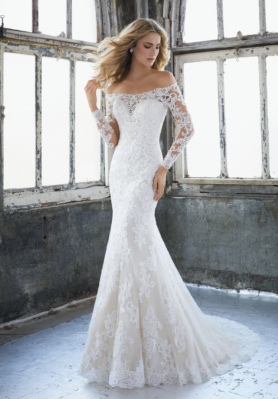 dress and long sleeves