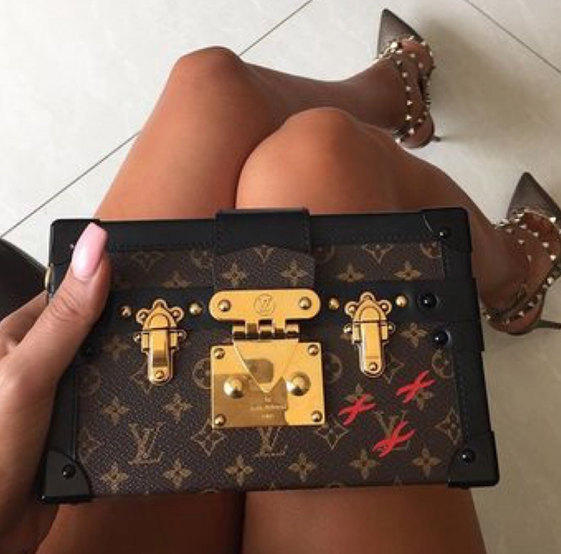 gold, heels, occasion and clutch