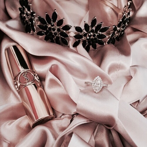 engagement ring, jewelry, lipstick and choker