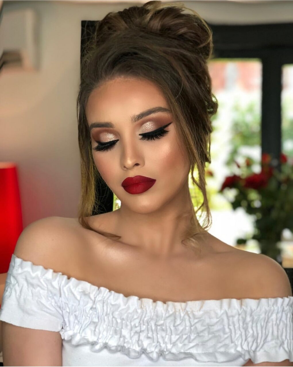 lashes, makeup, Hot and highlighter