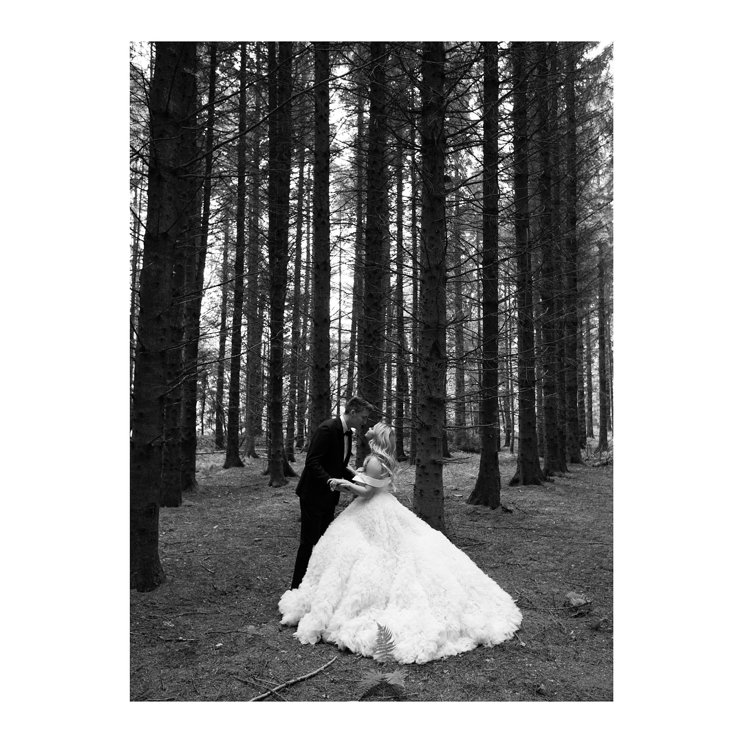 bride, alison dilaurentis, family and wife
