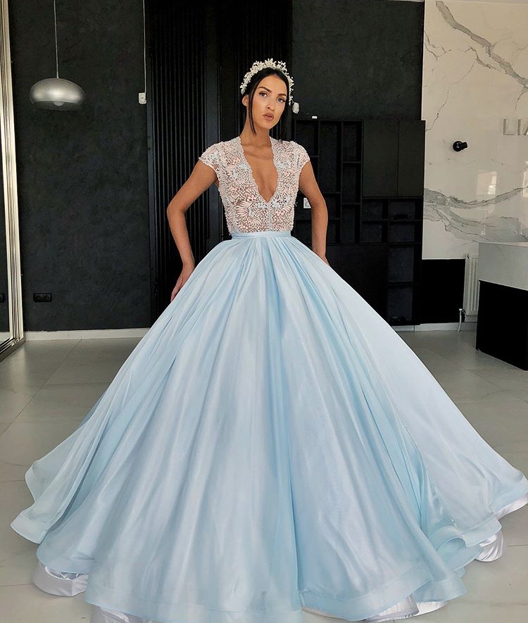 Queen, dress, princess and lia stublla