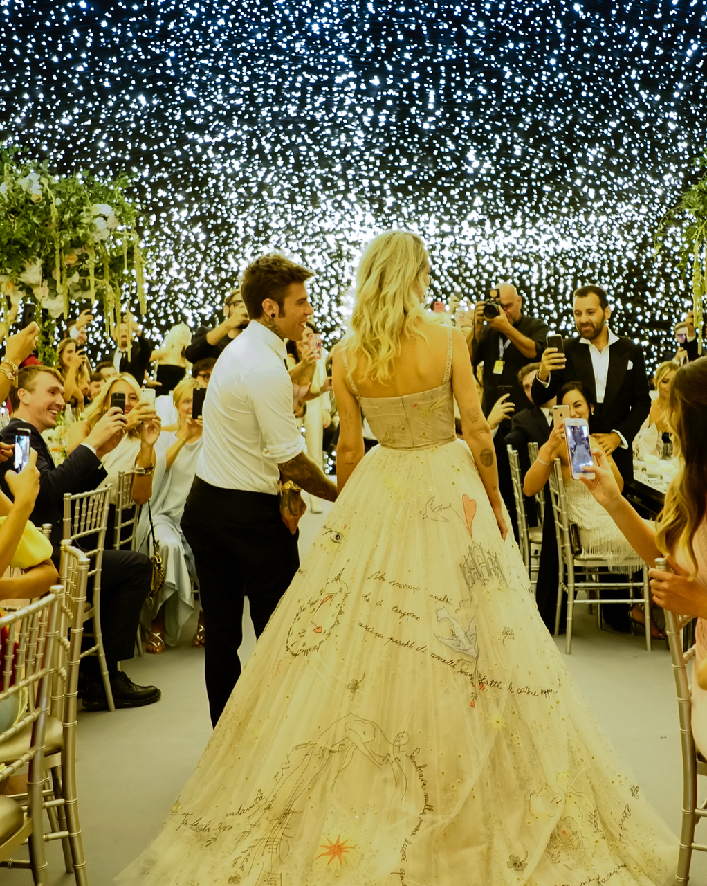 fedez, wedding gown, ‎chiara ferragni‬ and dior