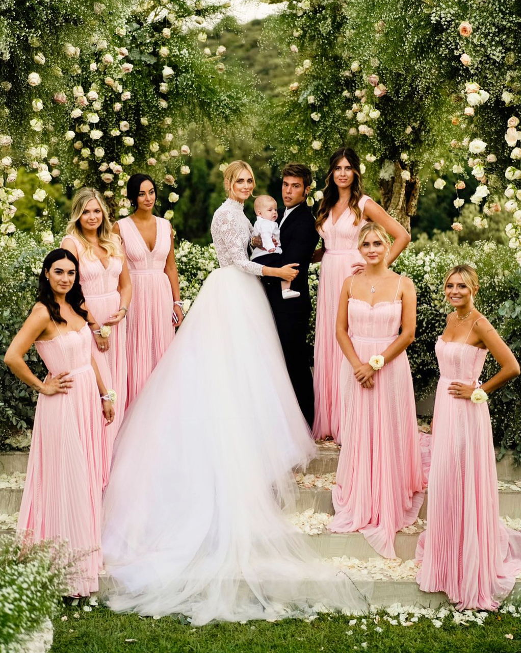 love, wedding gown, ‎chiara ferragni‬ and the ferragnez