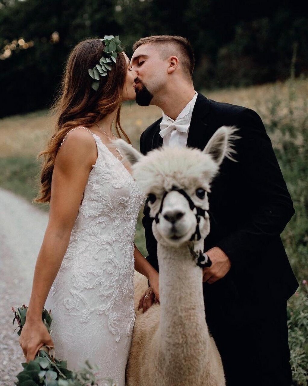 natural, @anna_konstantin_shk, couple and wedding day
