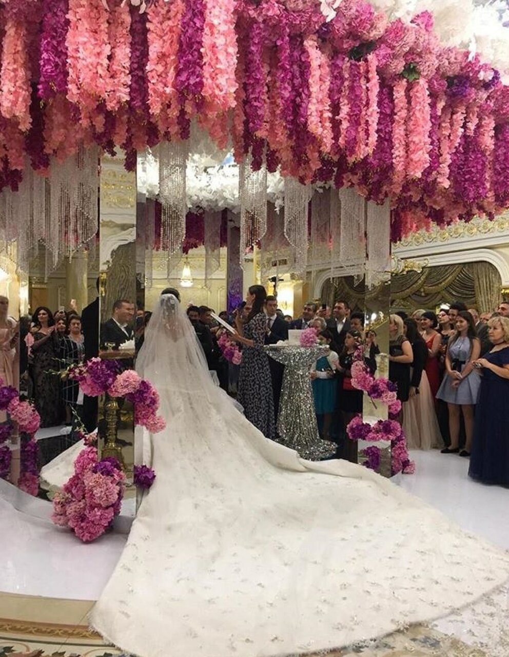 royalwedding, style, flowers and weddingdress