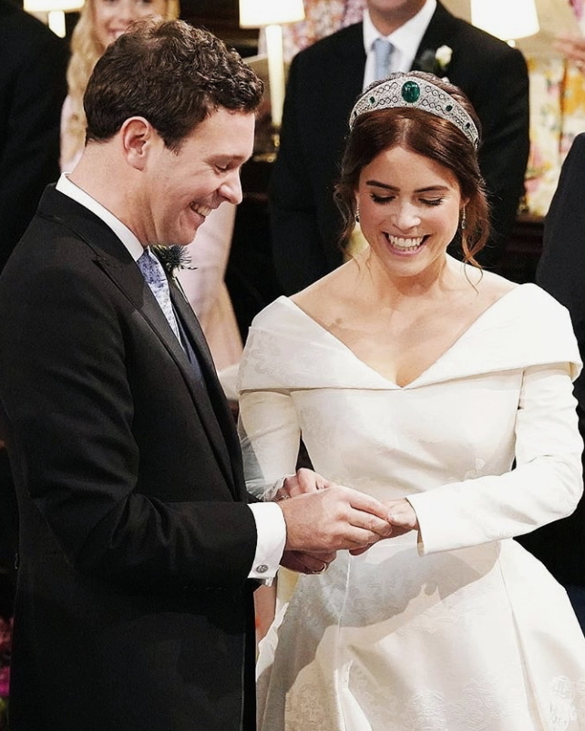 the royal family, just married, the royal wedding and couple