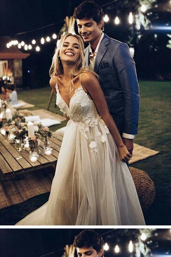 wedding dresses and backless wedding dresses