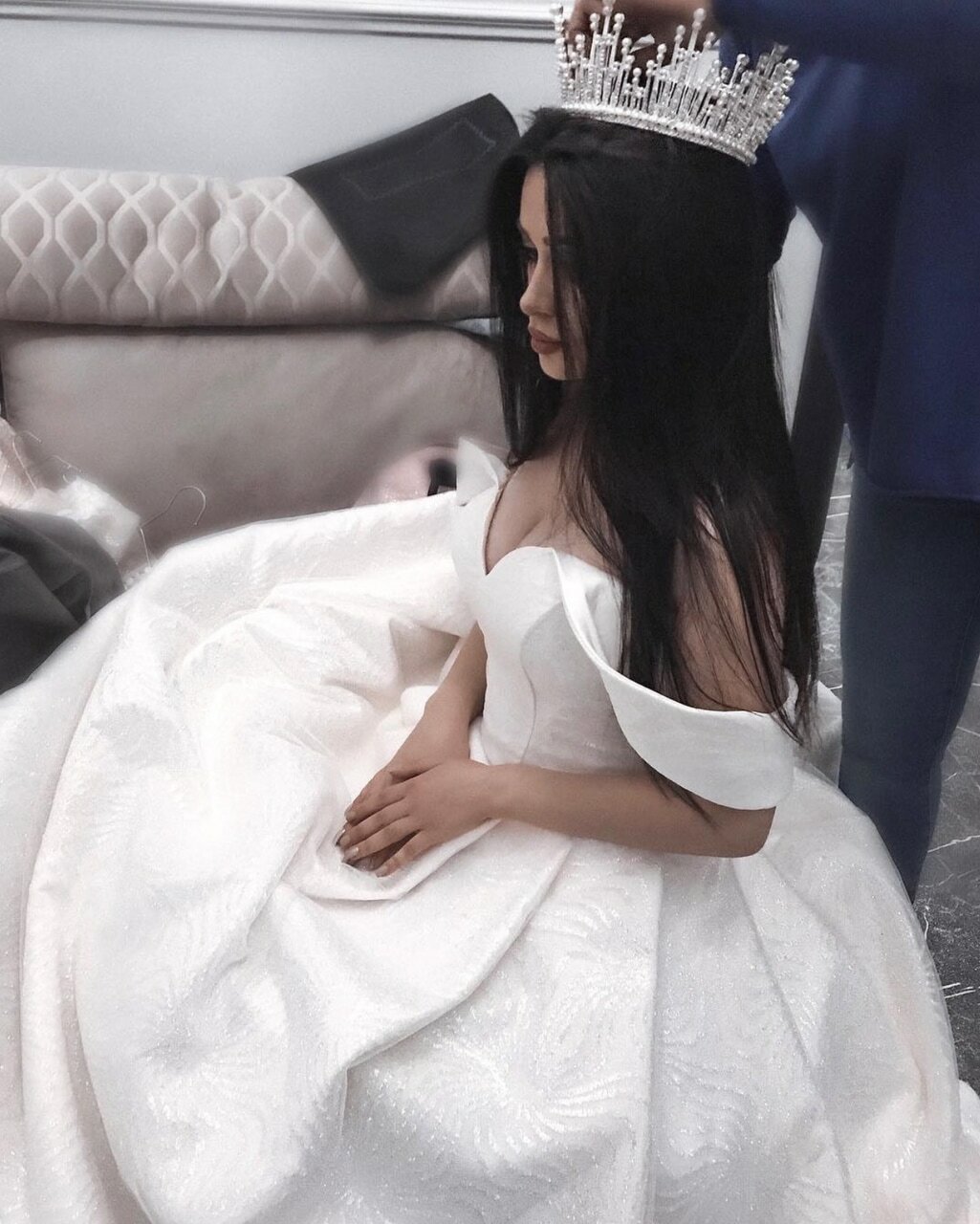 princess, weddingdress, glamour and royal