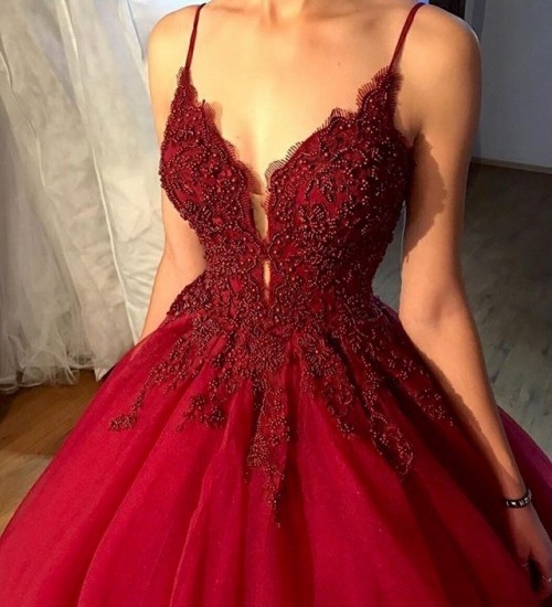 henna and dress