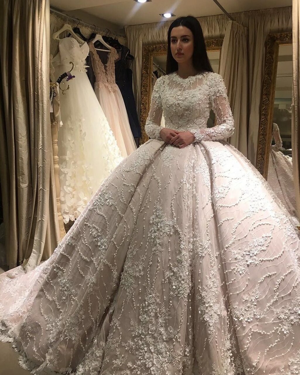 gorgeous, bride, fairytale and Couture