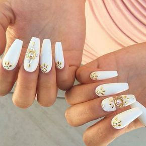nails, christmasnails and makeup