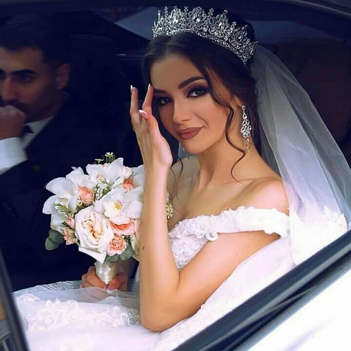 tumblr, wedding goals, make up tips and crowns