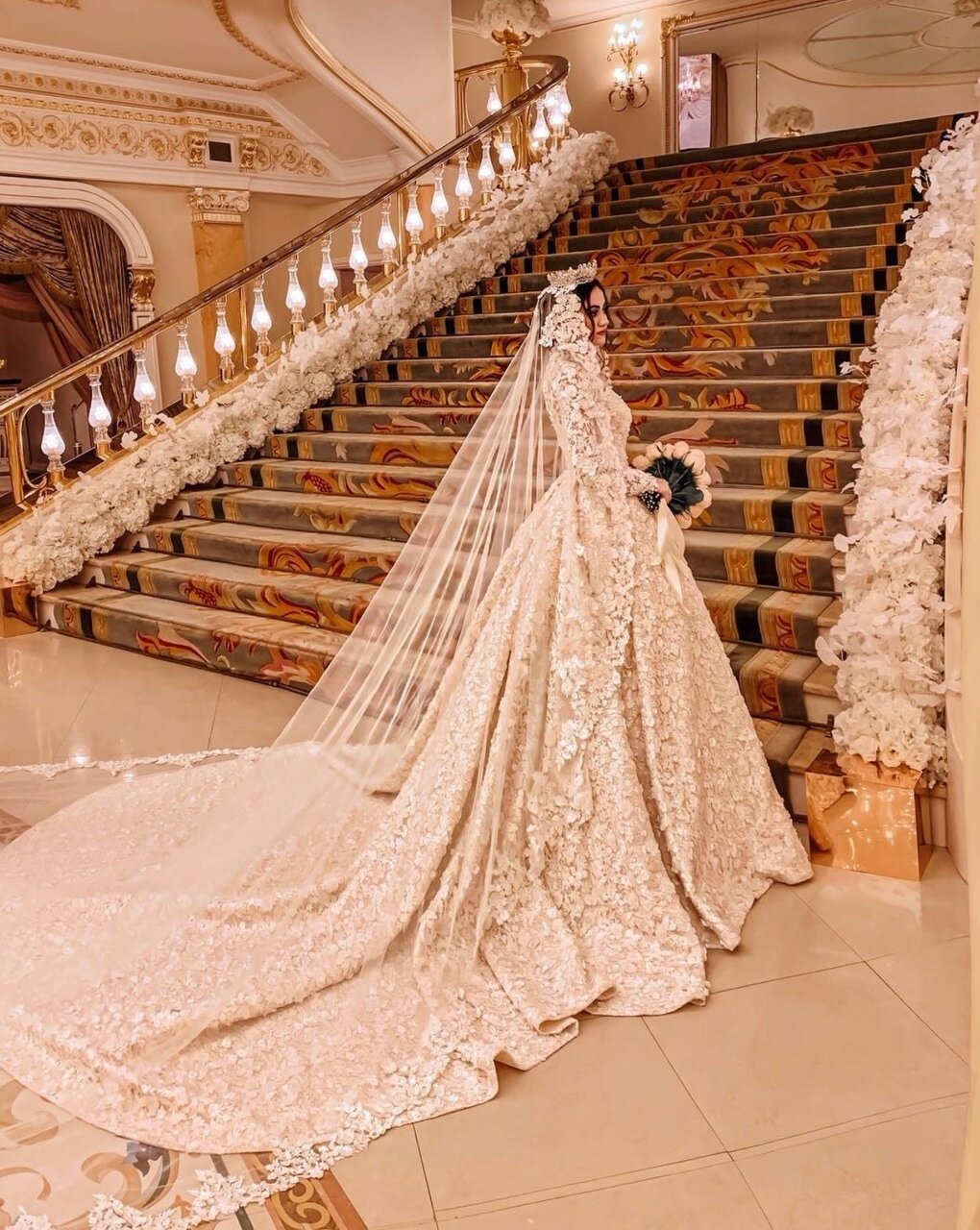 dreamwedding, fairytale, glamour and Queen