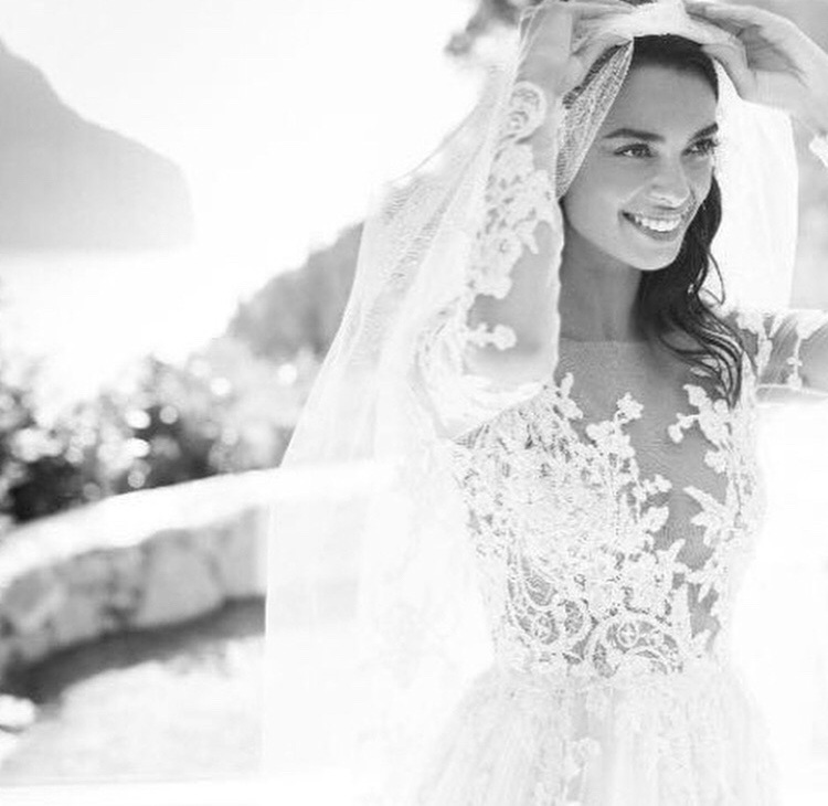 marred, women, model and style