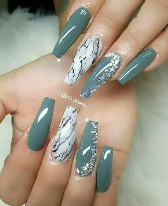 christmas2018, nails, women and makeuptrend
