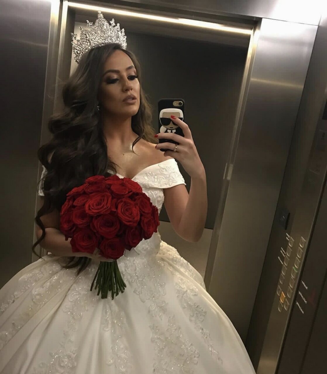 fashion, goals, style and flowers