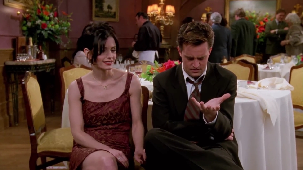 relationship goals, love, ross's wedding and chandler bing