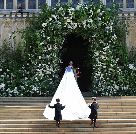 love, white dress, cute and meghan markle