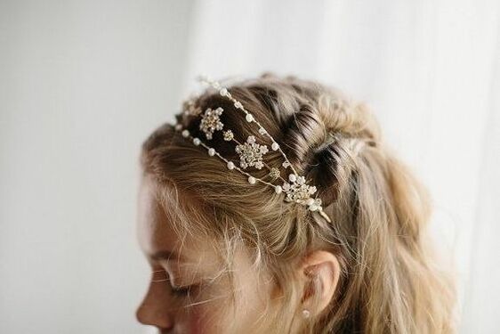 wedding hair, hairstyle and hairbun