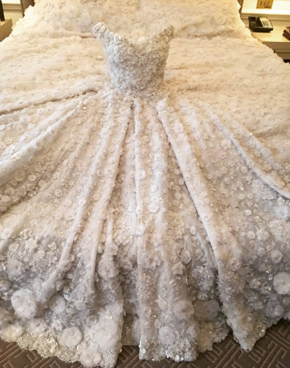 dresses, vogue, model and luxury
