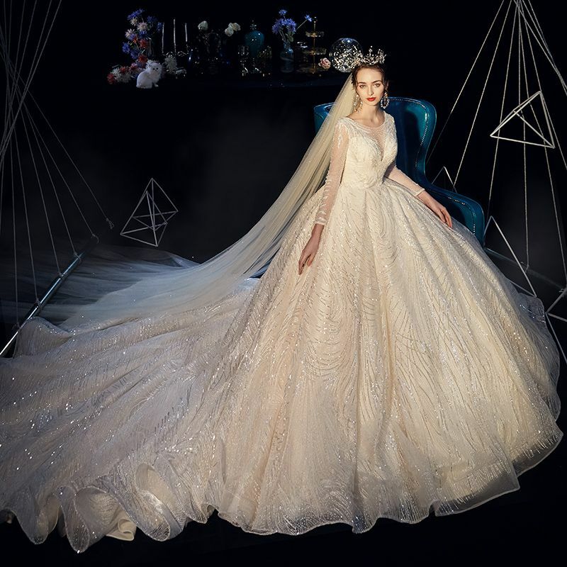 glitter, bling bling wedding dress, bridal and beading