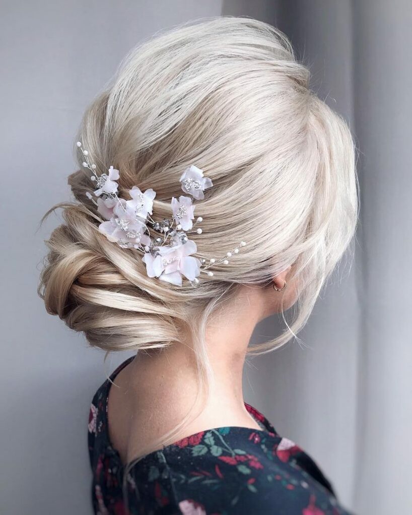 bride to be, bridal hair, wedding hair and hairstyle