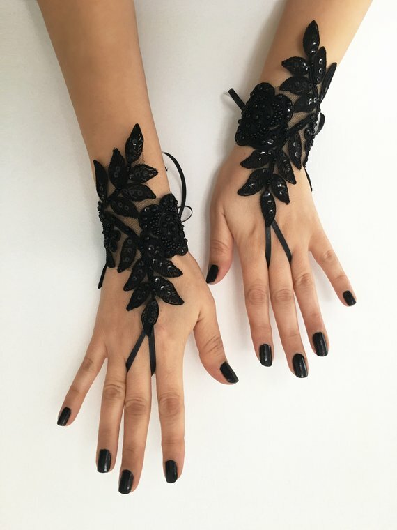 gothic glove cuff, bridal gloves, steampunk and black lace glove