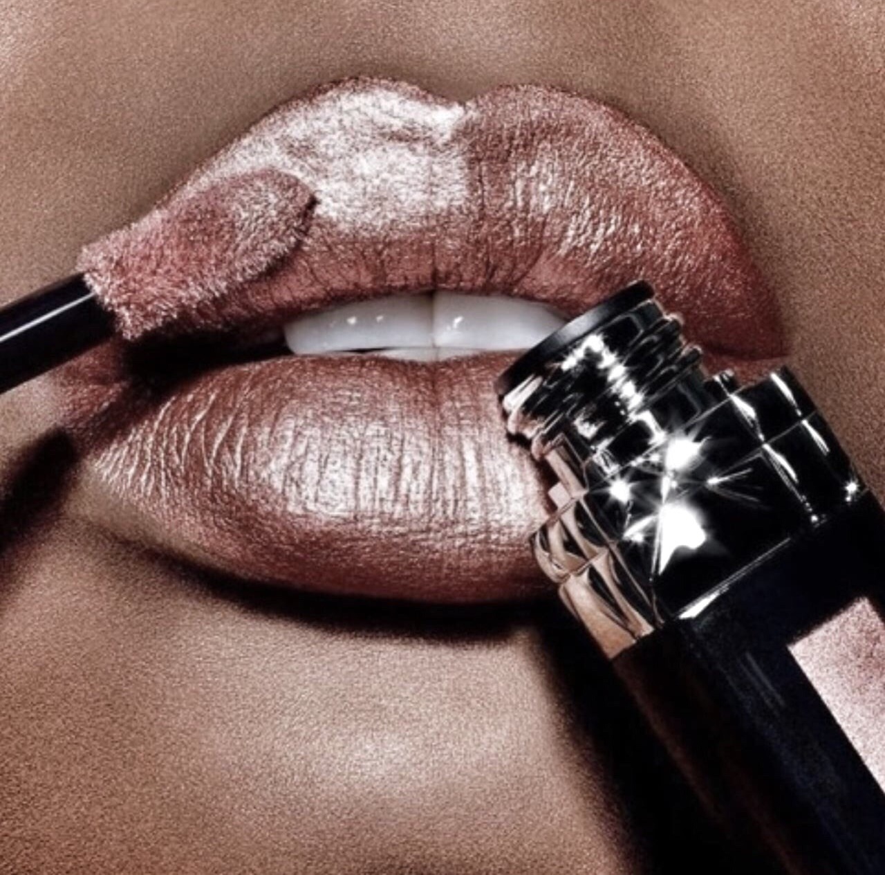 metallic, lips, girly and black