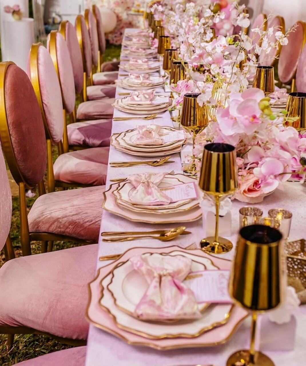 decor, interiorstyling, table and sophiscated