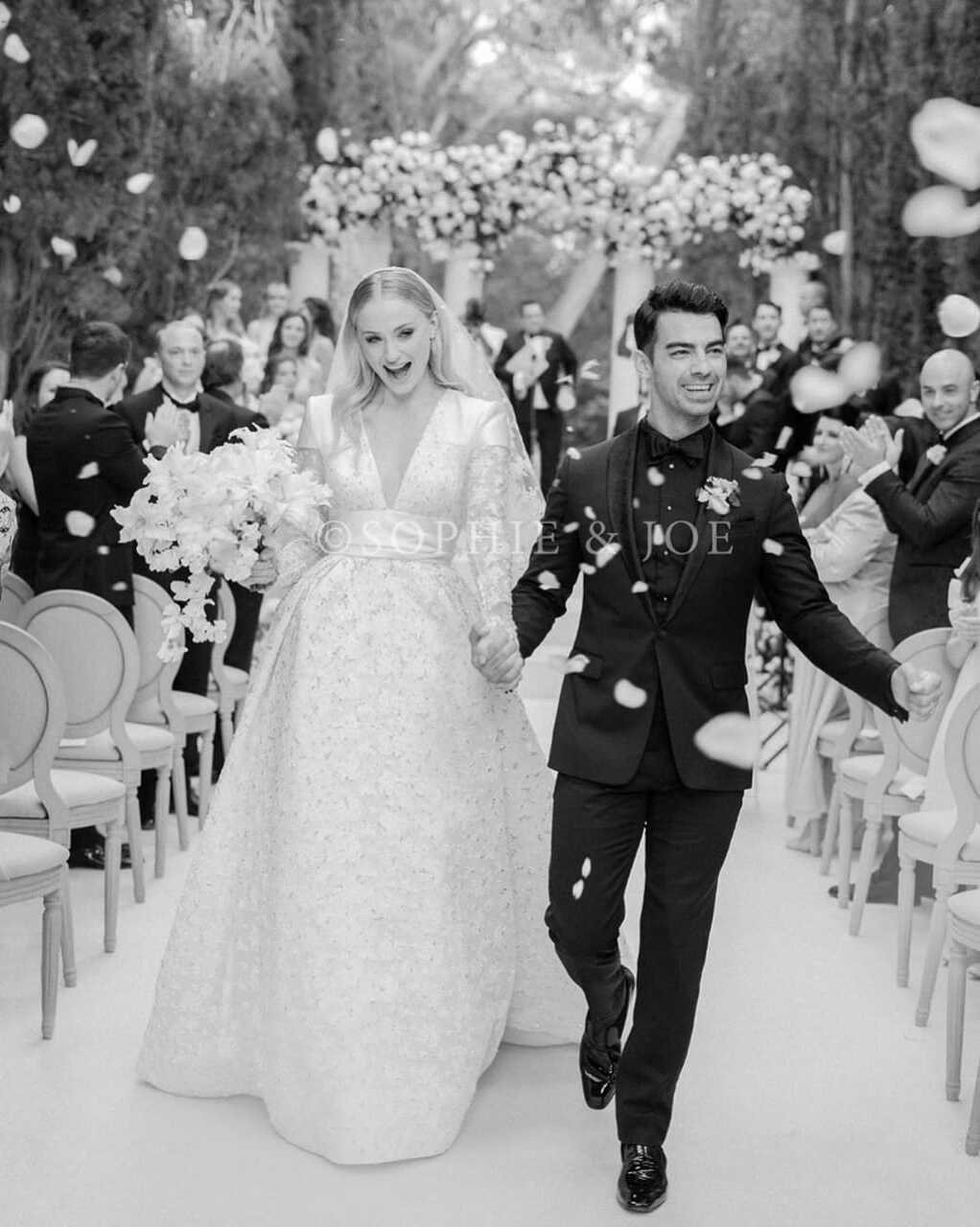 love, dnce, jonas brothers and actress